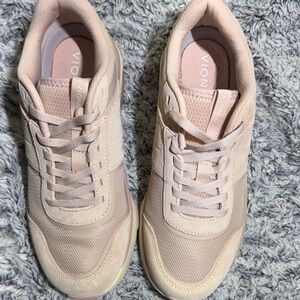 Vionic Women's Beige Sneakers